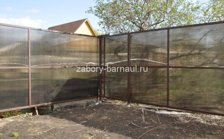 забор из поликарбоната в Барнауле